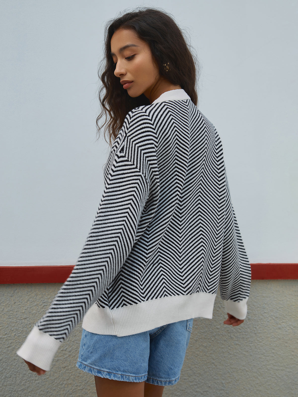 Angelique cardigan large button detail