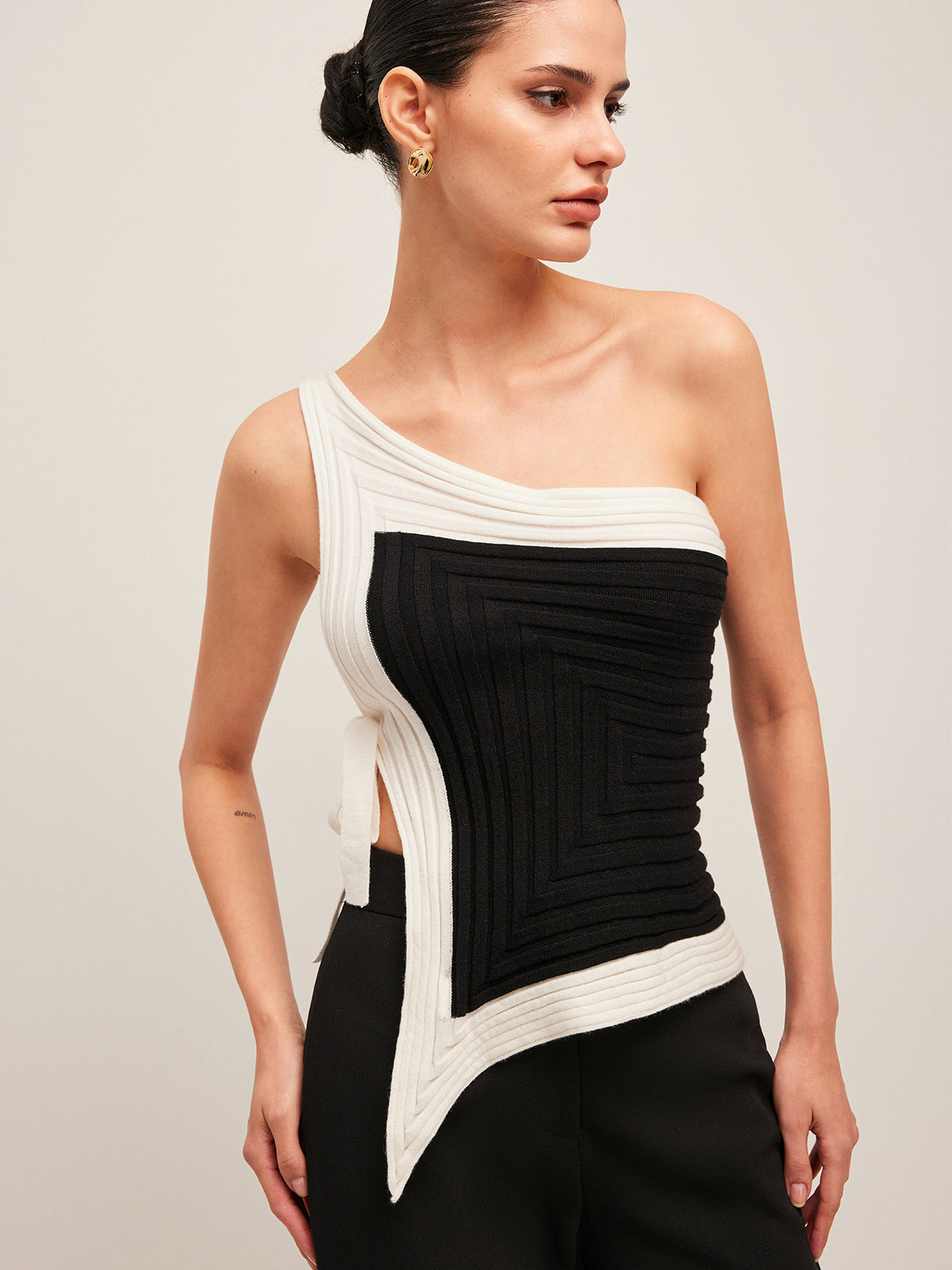 Camille multicolor ribbed side-tie top, front view