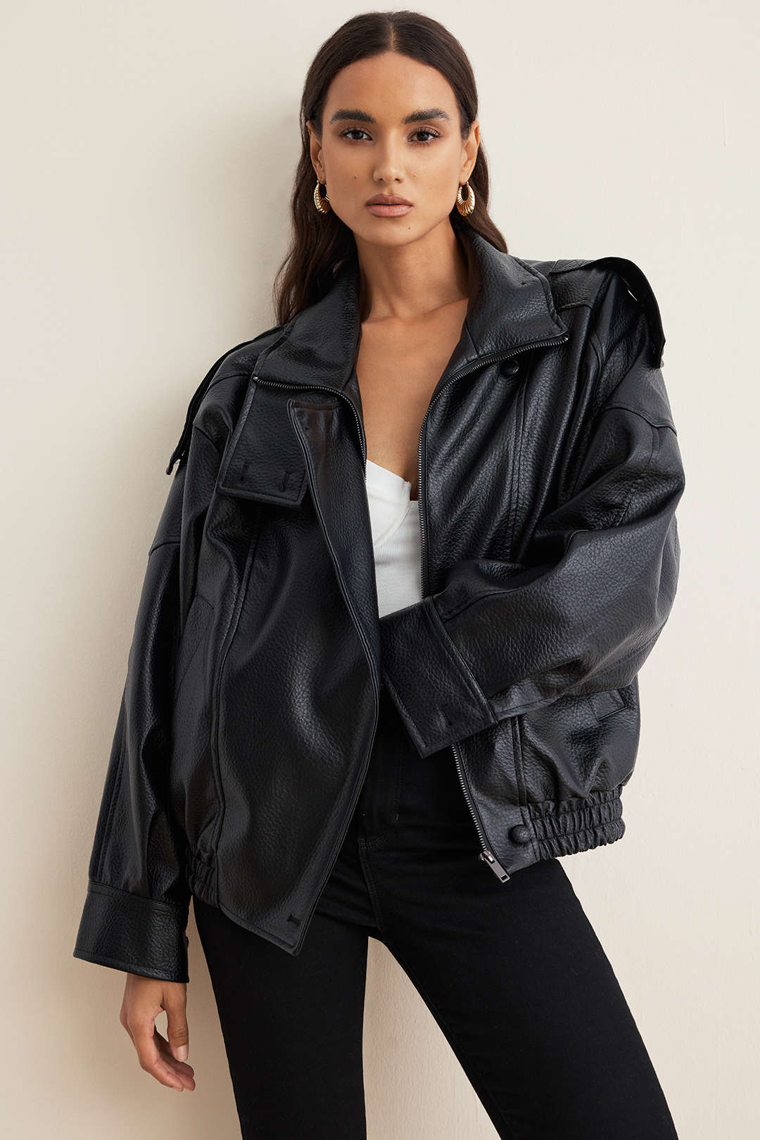 Agathe black jacket, back view
