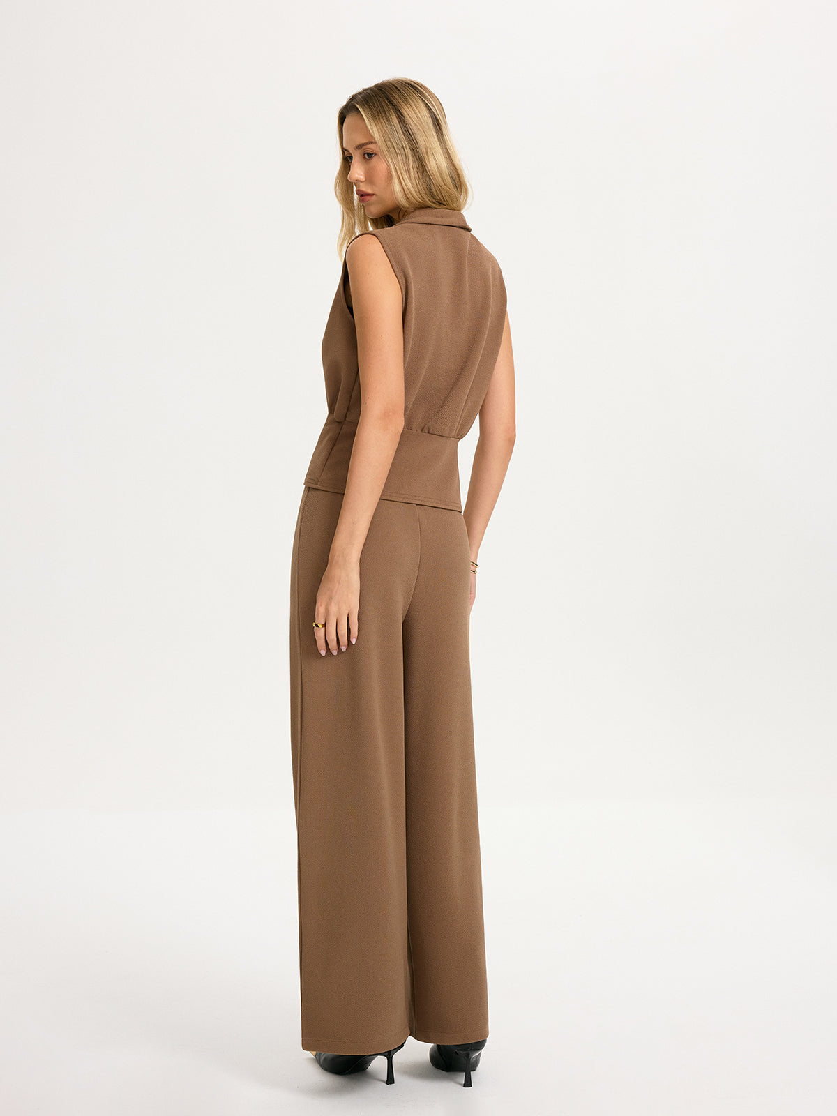 Elvire camel two-piece set, back view