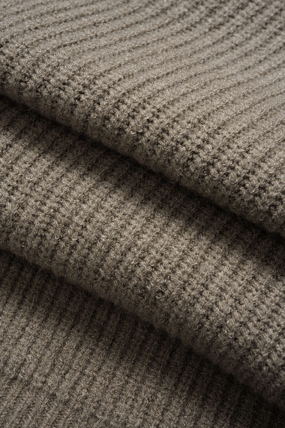 Iris taupe ribbed knit fabric close-up