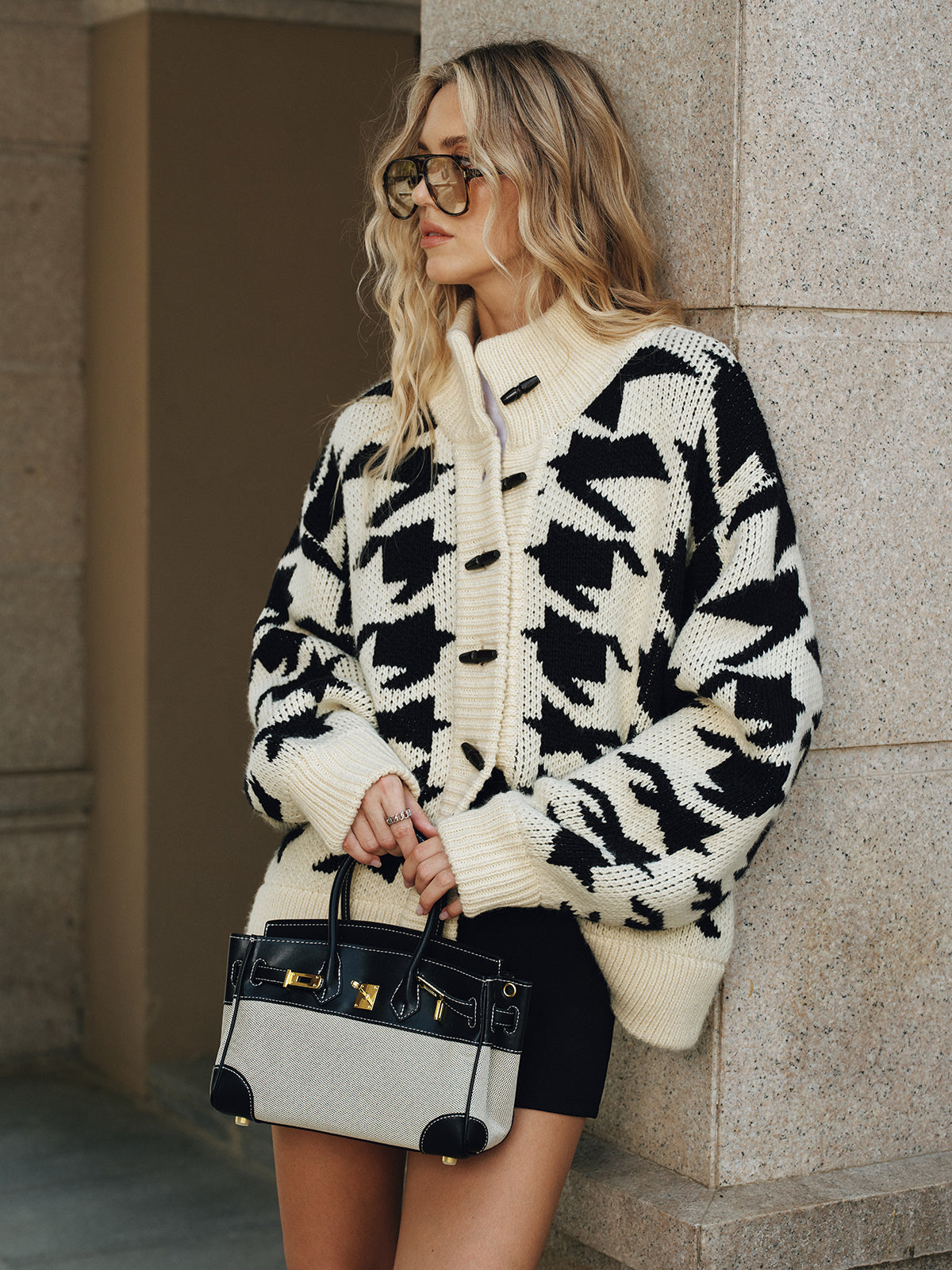 Madeleine cardigan ribbed cuff and hem detail
