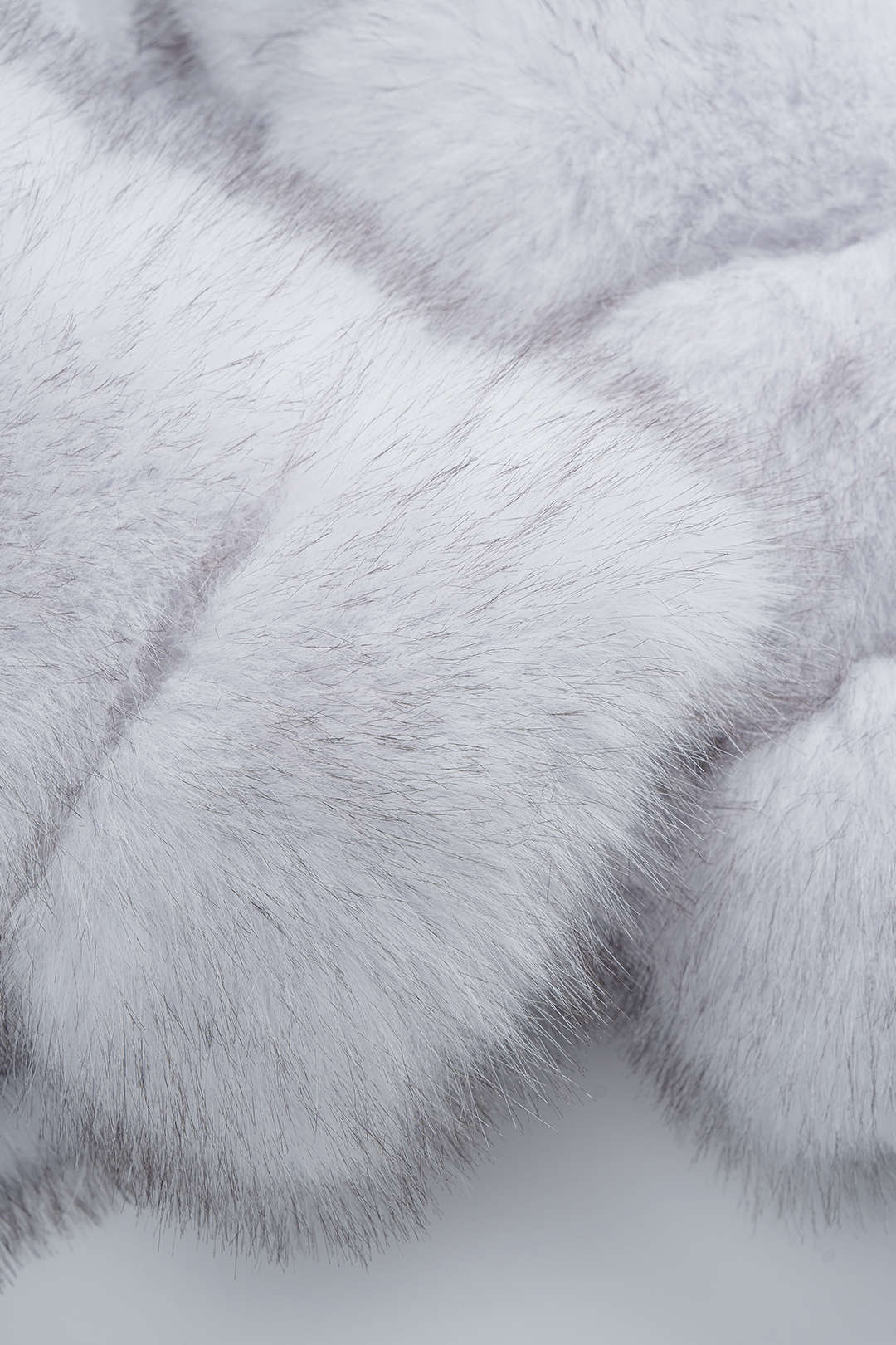 Tatiana white faux fur jacket, close-up of the faux fur pile