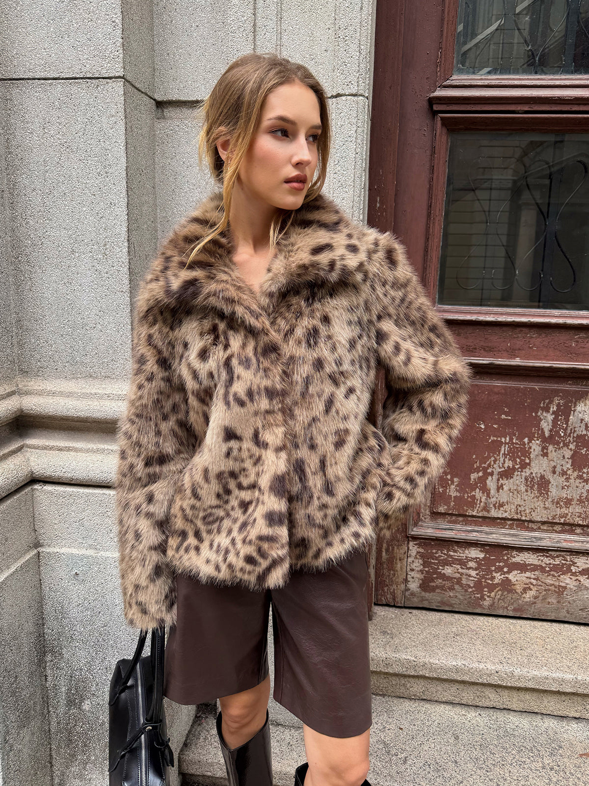 Vinciane leopard faux fur coat showing the wide collar